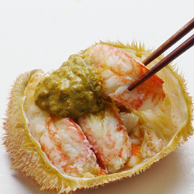  雄武産毛ガニ姿1kg前後＜ボイル冷凍＞