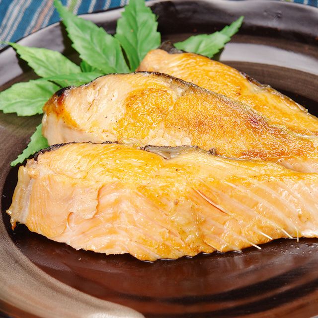 北海道枝幸沖産「鮮」めじか鮭