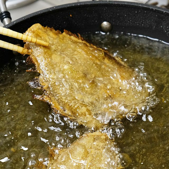 北海道産宗八カレイ唐揚げ（180g×3パック）