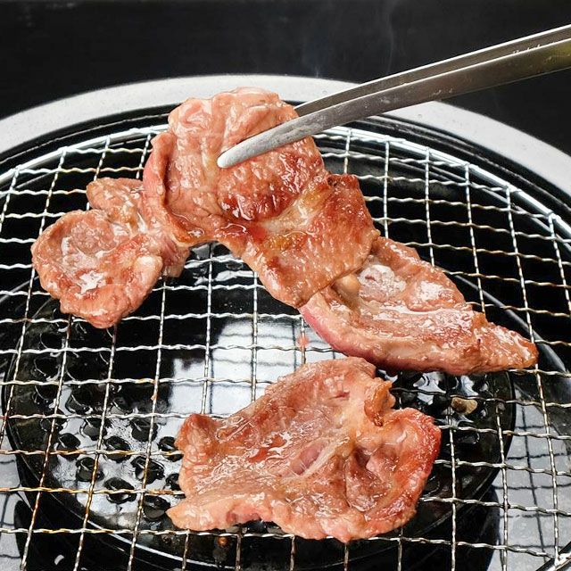 生ラム肉300g(サフォーククロスラム)<冷凍>の通販|最北の海鮮市場 生ラム肉300g(サフォーククロスラム)<冷凍>の通販|最北の海鮮市場
