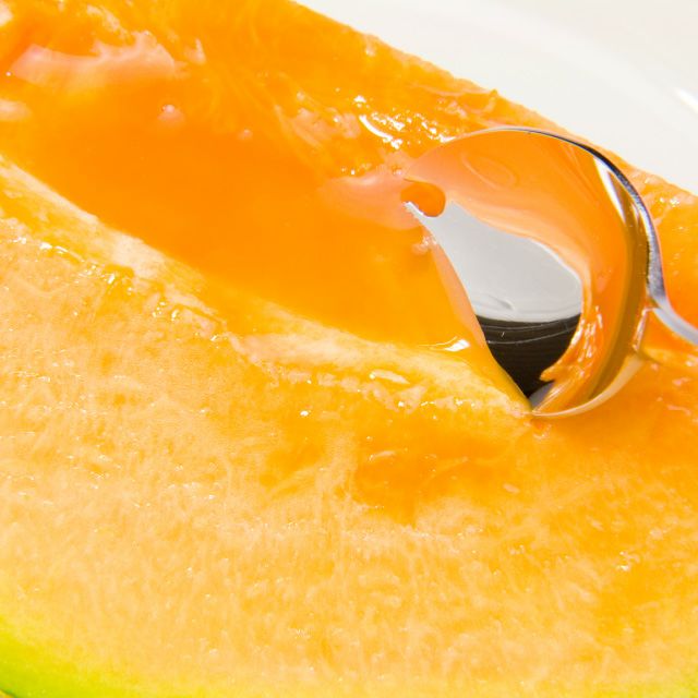 【共撰】夕張メロン(良品)大玉1.6kg前後×2玉