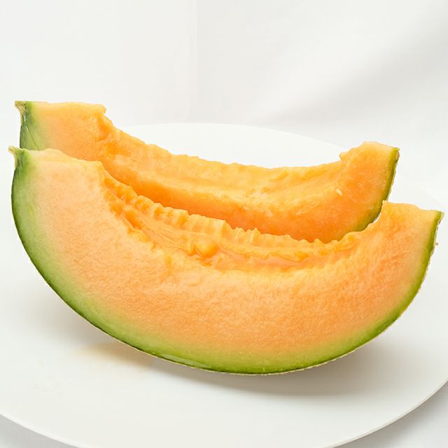 函館育ちの赤肉メロン大玉1.6kg前後